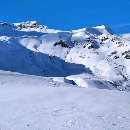 Entre Lac Et Montagnes Savines Exterior photo