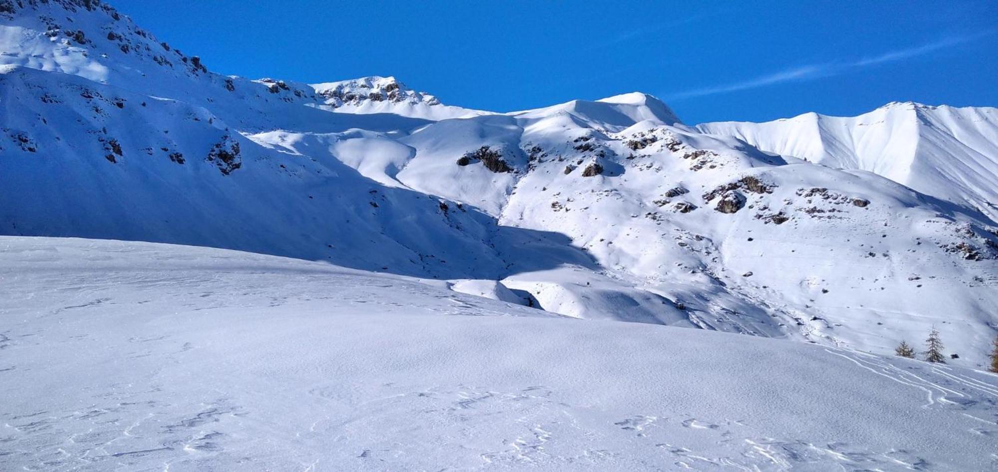 Entre Et Montagnes